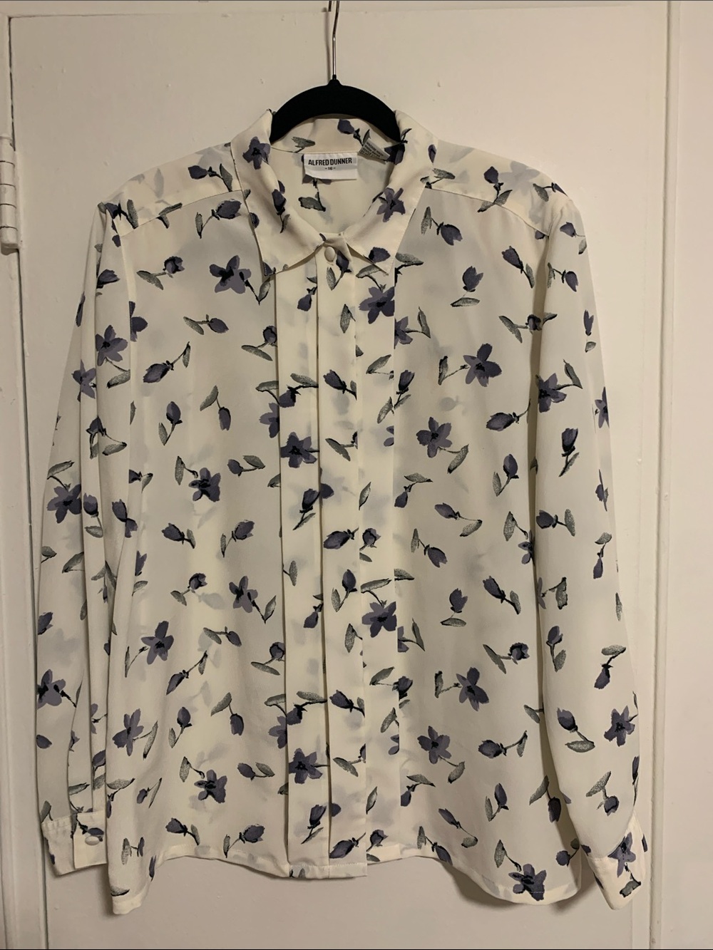 Alfred Dunner Cream Button-Up Shirt with Blue Floral Print
